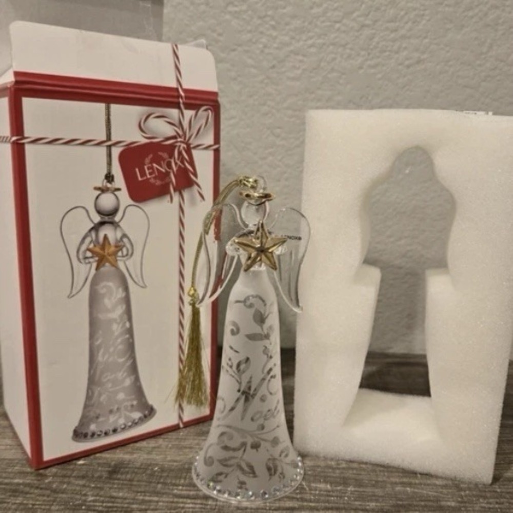 Lenox Joyous Tidings Love Angel Ornament  6" Tall Beautiful Glass Vintage